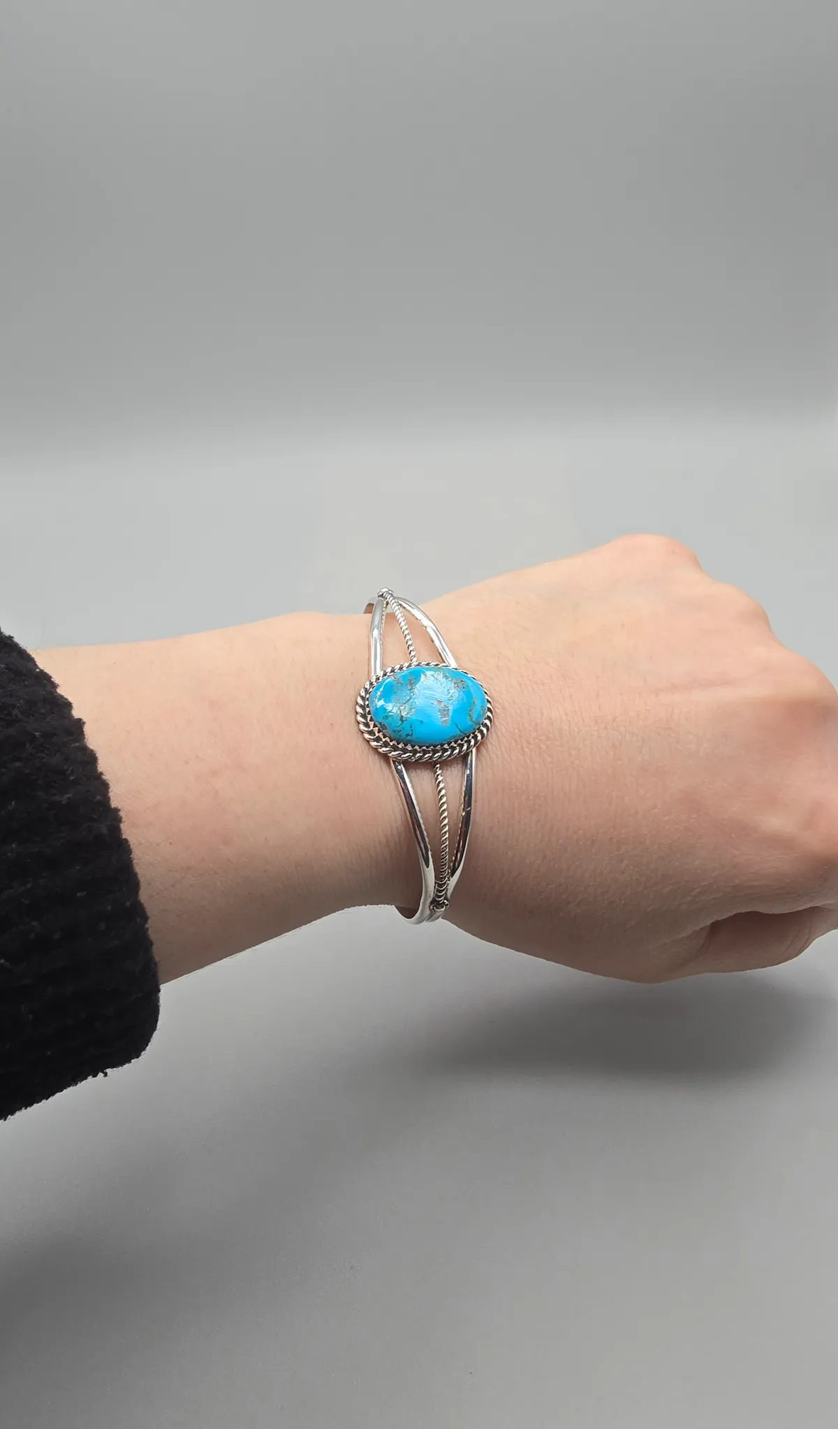 All Tribes Jewelry | Navajo Kingman Turquoise Bracelet