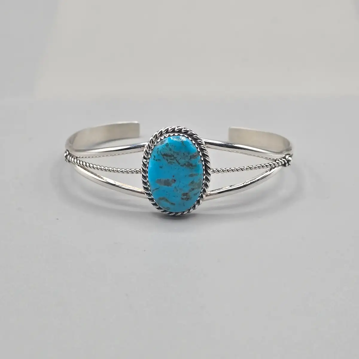 All Tribes Jewelry | Navajo Kingman Turquoise Bracelet